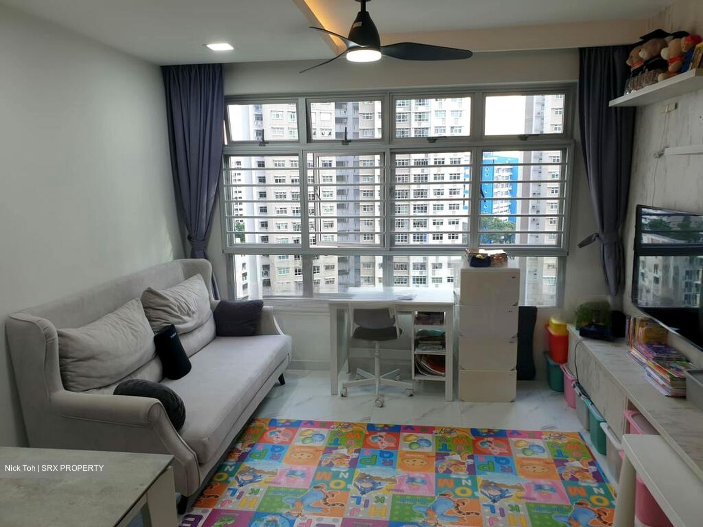 Blk 293A Skypeak @ Bukit Batok (Bukit Batok), HDB 4 Rooms #427562401